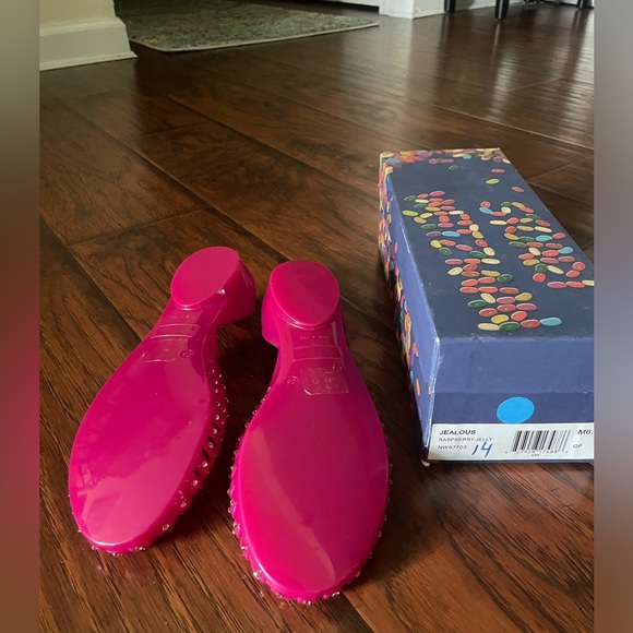 🚚MOVING SALE 📦 Stuart Weitzman Flats - Picture 3 of 6